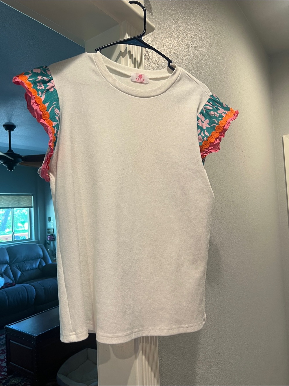 Apple White Crewneck T-Shirt with Pink floral ruffled sleeves